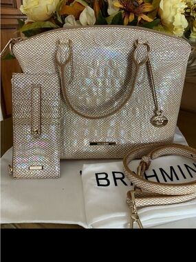 Brahmin medium Duxbury and credit card wallet